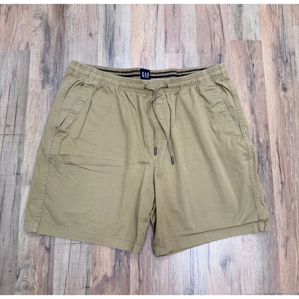 GAP Men's XL Khaki Pull-On Shorts Elastic Waist Drawstring 98% Cotton‎